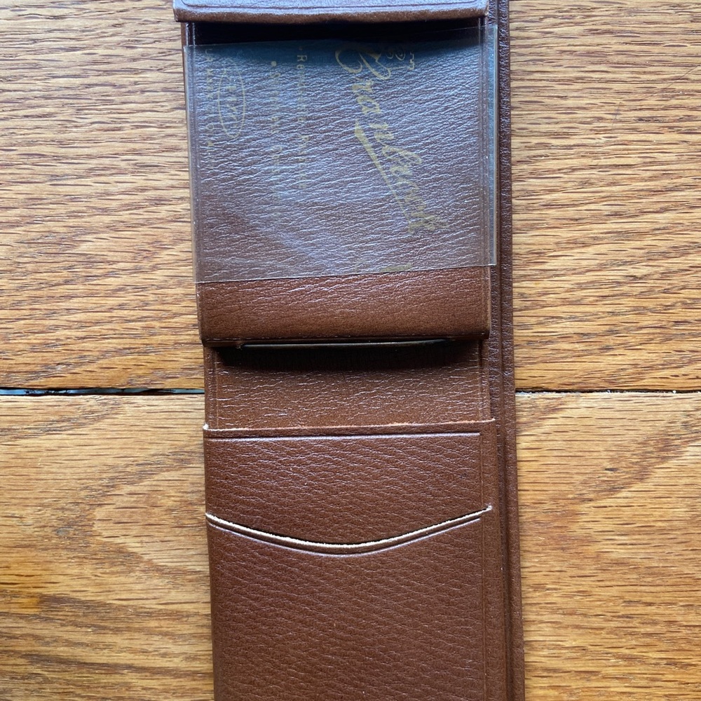 Cranbrook calfskin leather wallet with removable plastic passcase